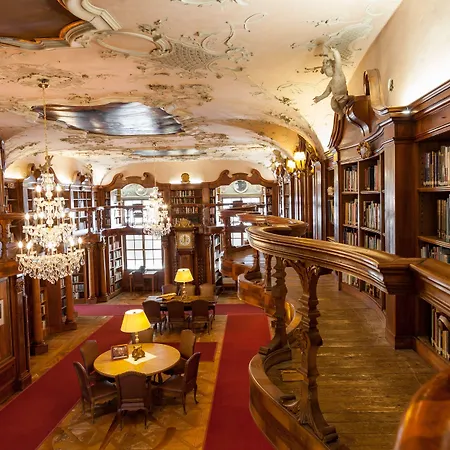 Schloss Leopoldskron 3*