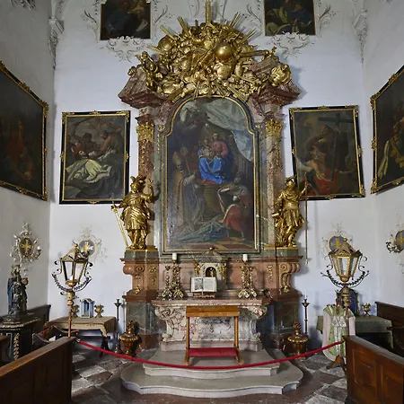 Schloss Leopoldskron Hotel 3*