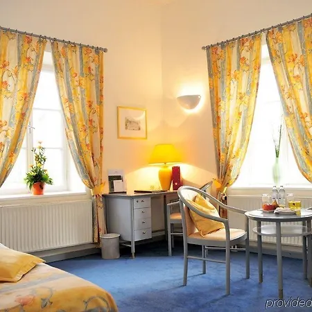 Schloss Leopoldskron 3*