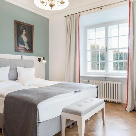 Hotel Schloss Leopoldskron 3*