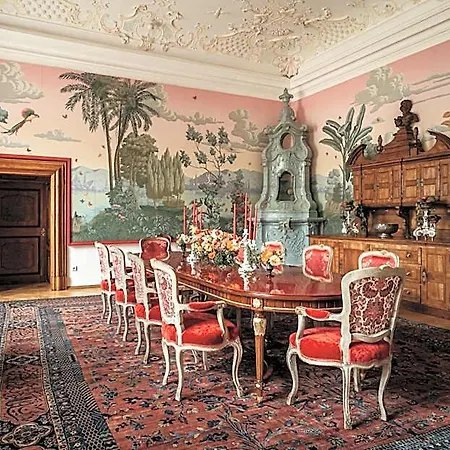 Schloss Leopoldskron 3*