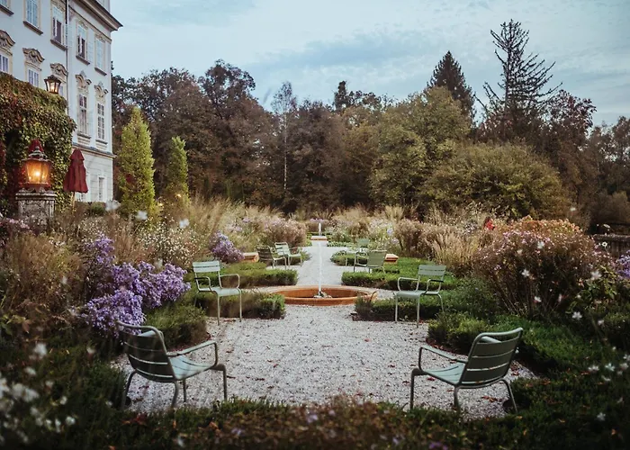 슐로스 레오폴드스크론 3*