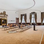 Hotel Schloss Leopoldskron 3*