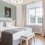 Hotel Schloss Leopoldskron 3*