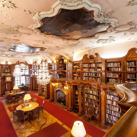 Schloss Leopoldskron Hotel 3*