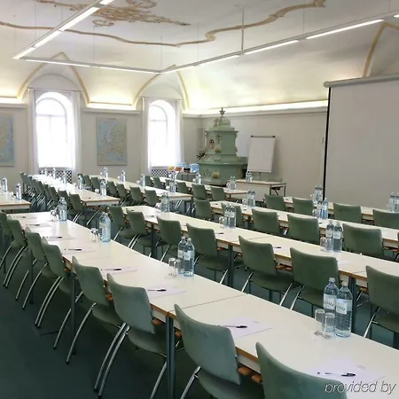 Schloss Leopoldskron 3*